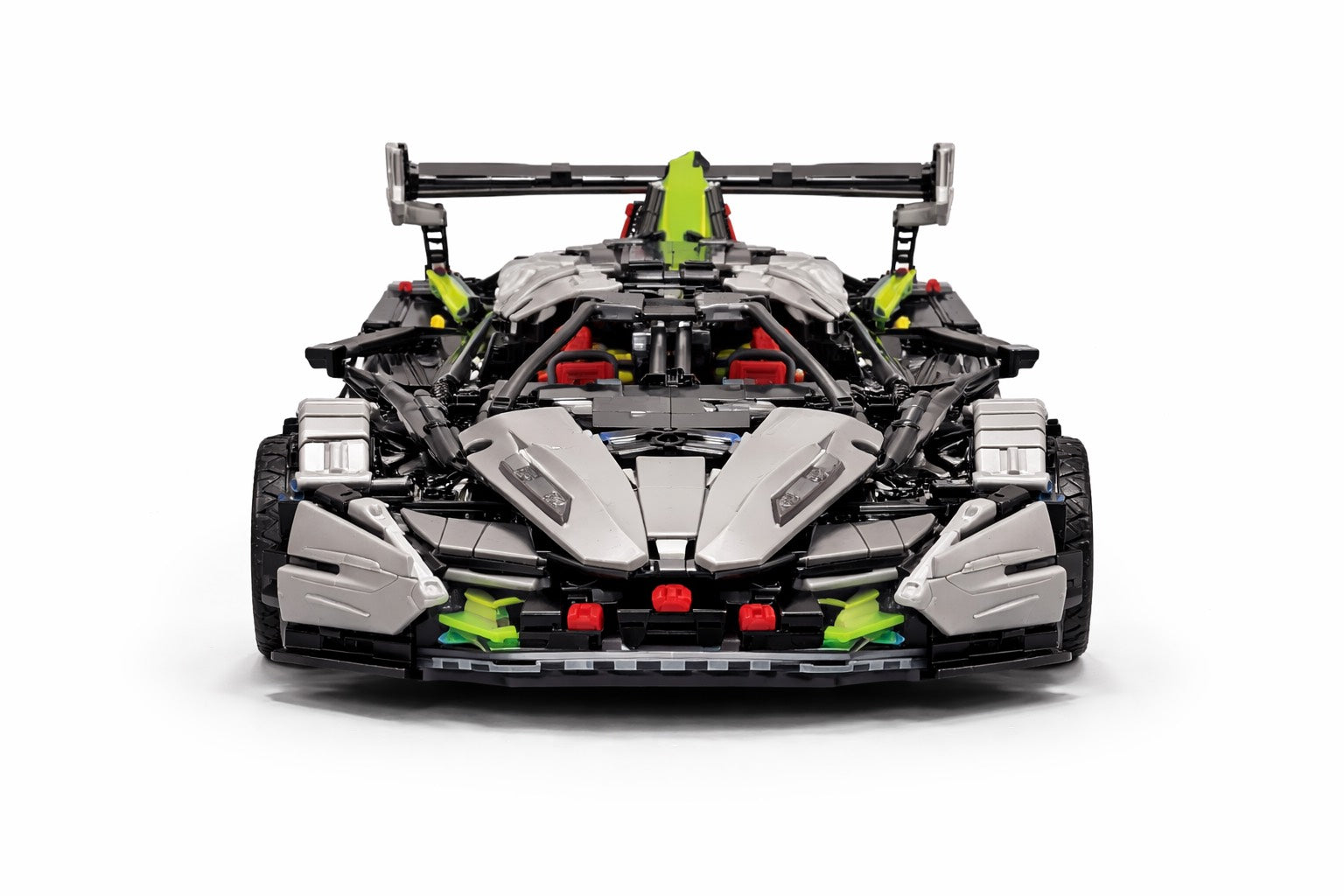 Didelis sportinis automobilis – konstruktorius vaikams (1314 detalės)