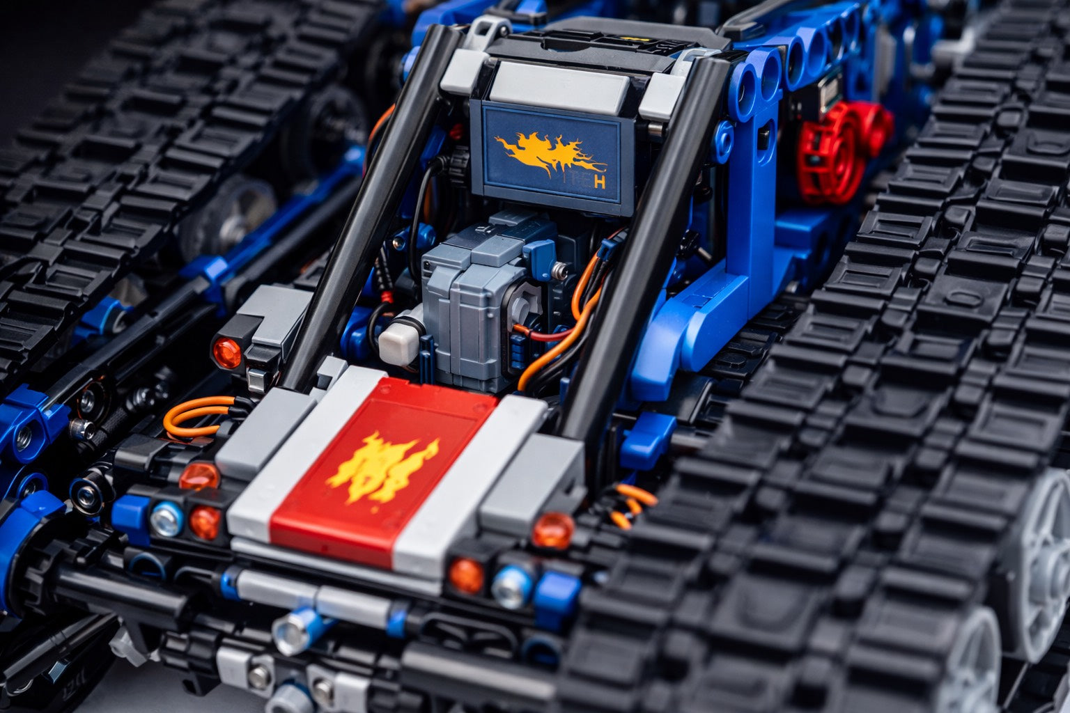 TECHNIQUE „Pular Dumper“ techninis konstruktorius (707 detalės).