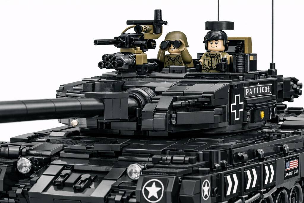 Leopard 2 pagrindinis kovos tankas – premium konstruktorius (1747 detalės)